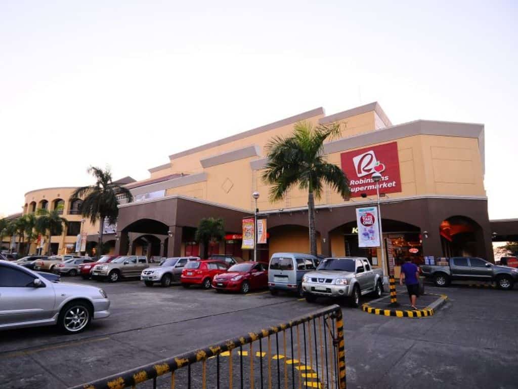 Robinsons Cybergate Bacolod - Negros Occidental | Lionunion