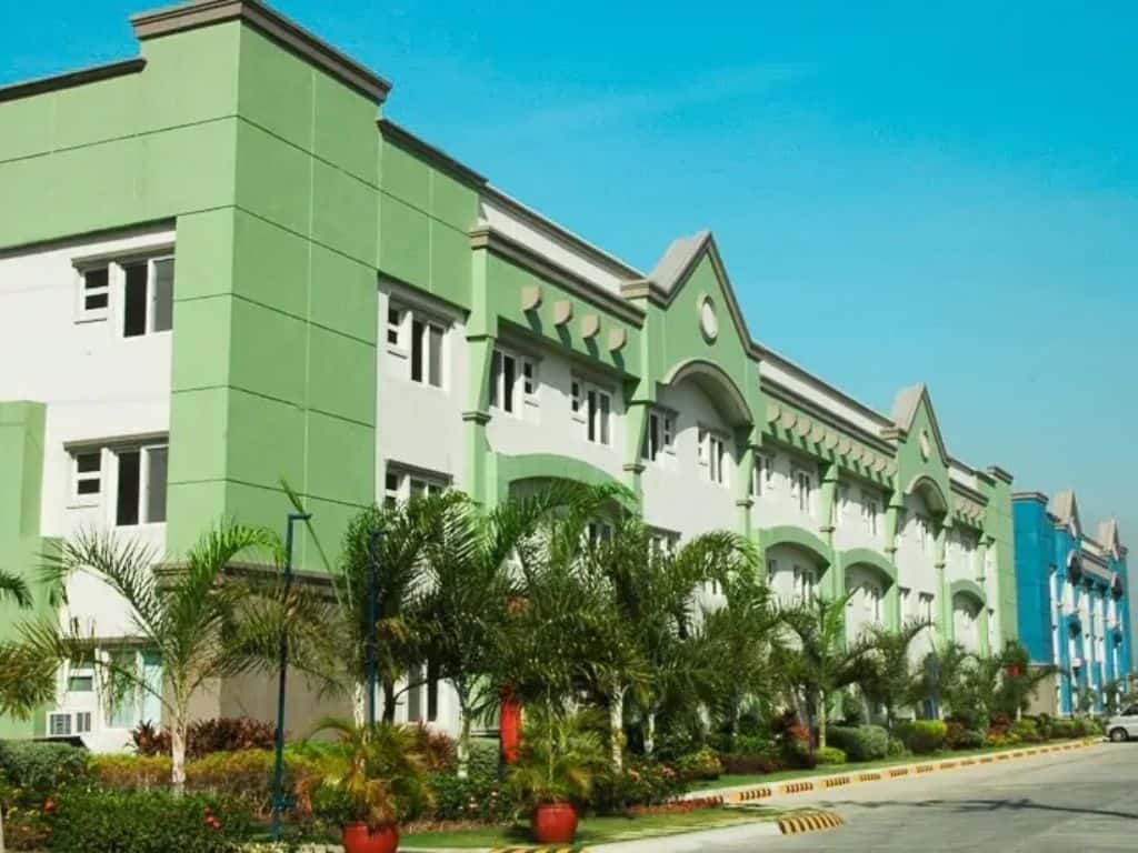 Rainbow Ridge Condominiums By Dmci Homes - San Miguel, Taguig 