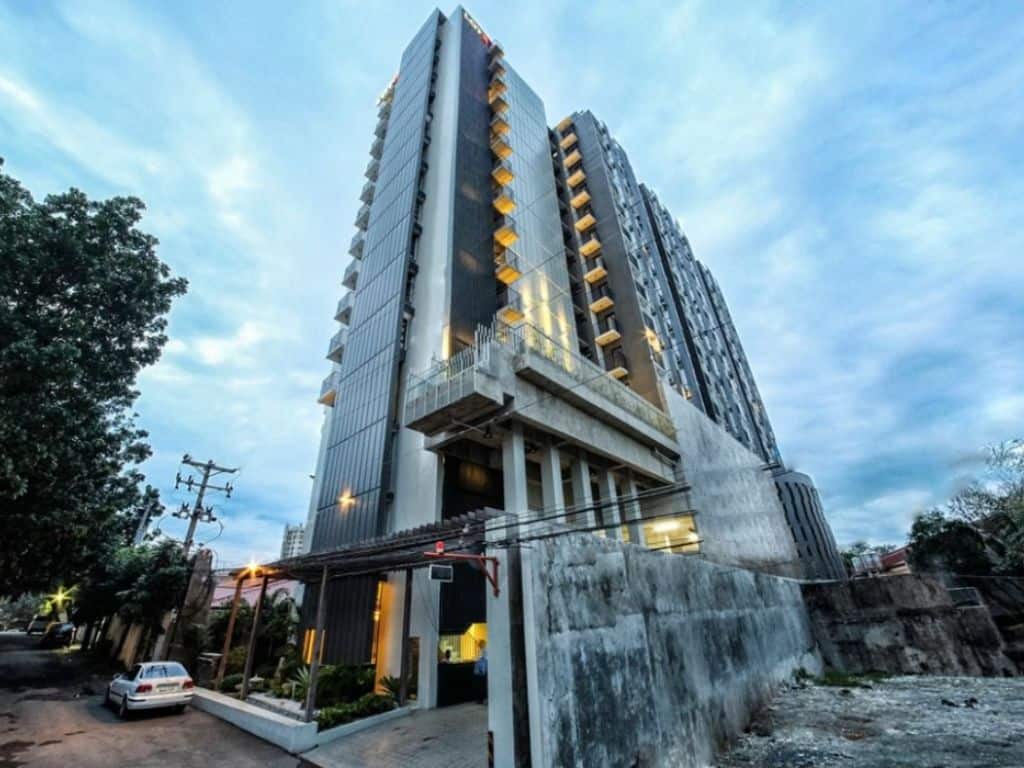 Lot 8 Condominium - Mabolo, Cebu City | Lionunion